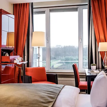 Parkhotel - Ein Mitglied Der Hommage Luxury Collection Otel 5*